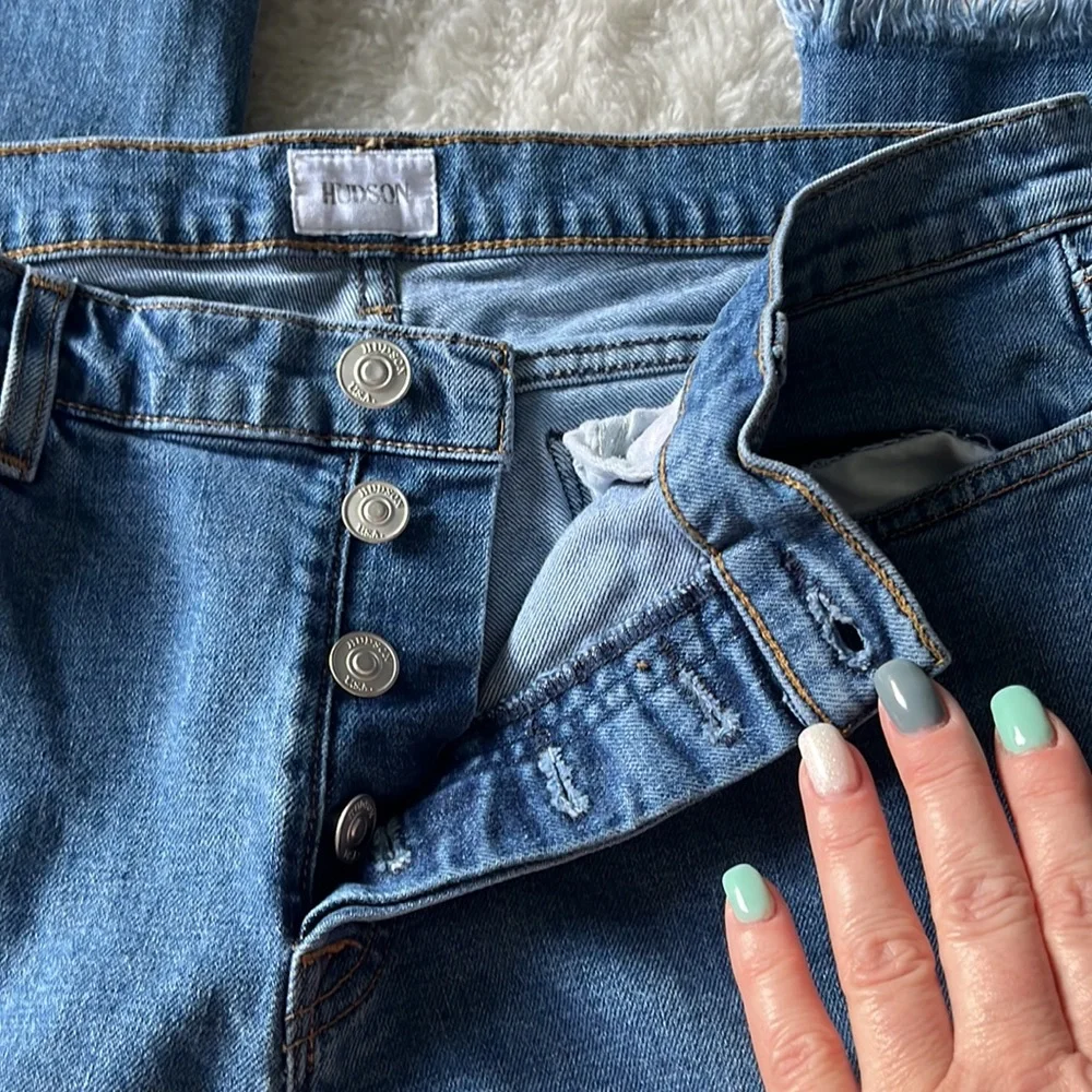 Hudson Riley Luxe Crop Relaxed Straight Raw Hem Button Fly Distressed Jeans 32 - Picture 15 of 15